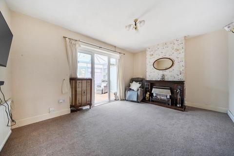 3 bedroom bungalow for sale, Aylesbury Road, Bedford