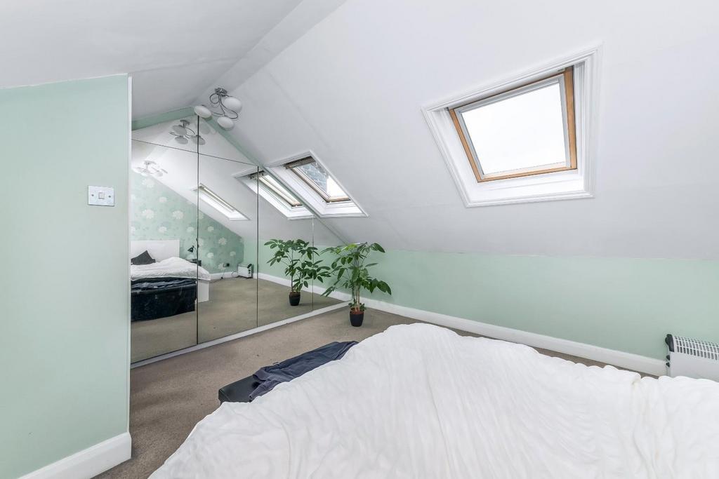 Bedroom.jpg