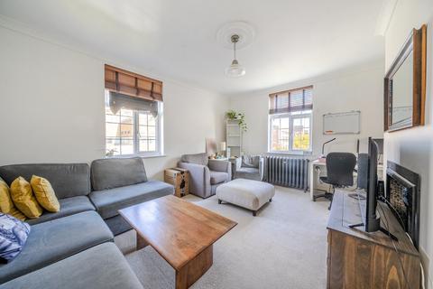Birkenhead Avenue, Kingston upon Thames, KT2