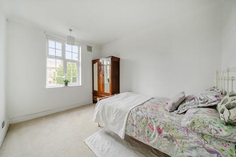 2 bedroom flat for sale, Birkenhead Avenue, Kingston upon Thames, KT2