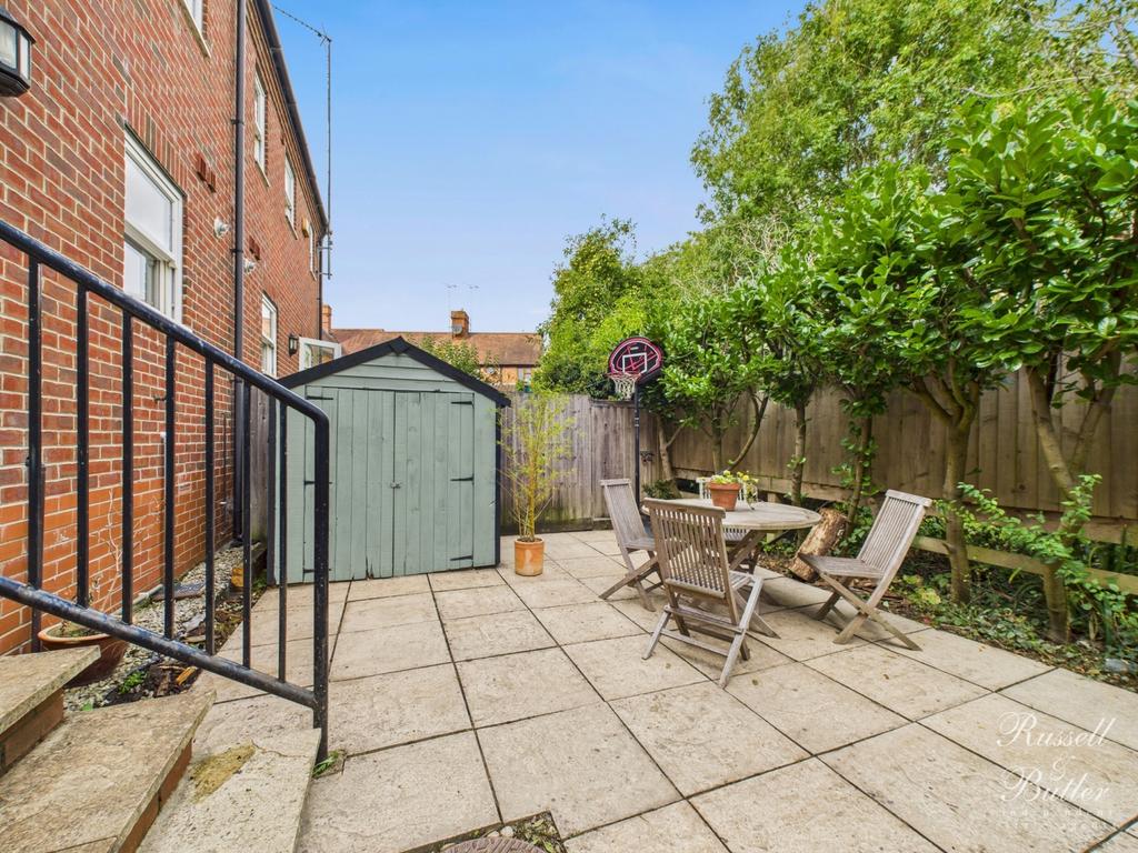 Cam01995 g0 pr0372 still018