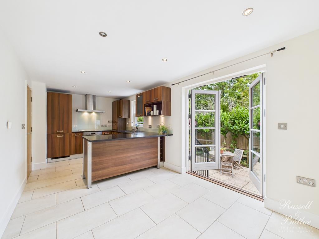 Cam01995 g0 pr0372 still024