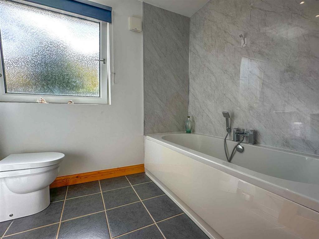 Bathroom.jpeg