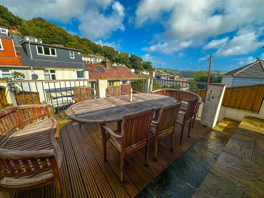 Decking.jpeg