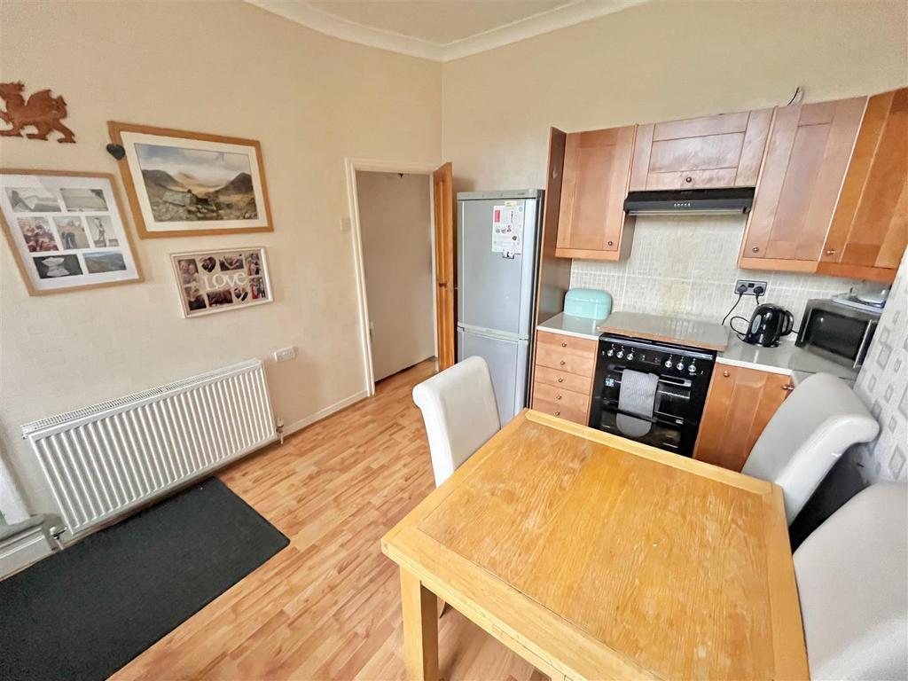 Kitchen 3