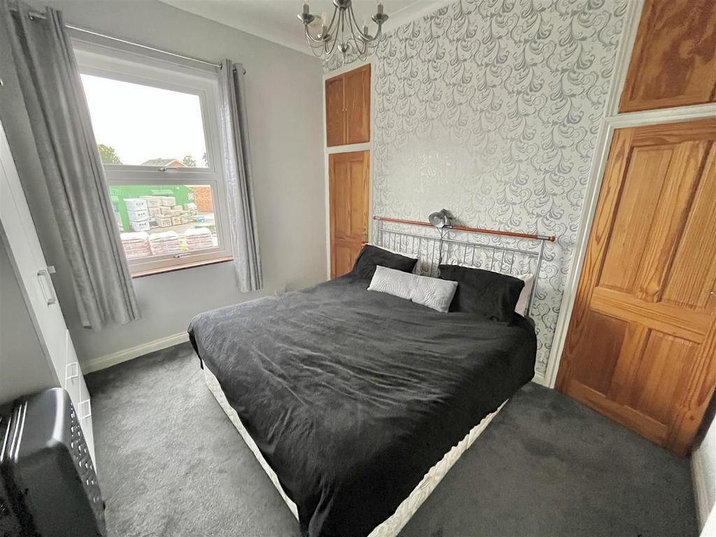 Bed 1