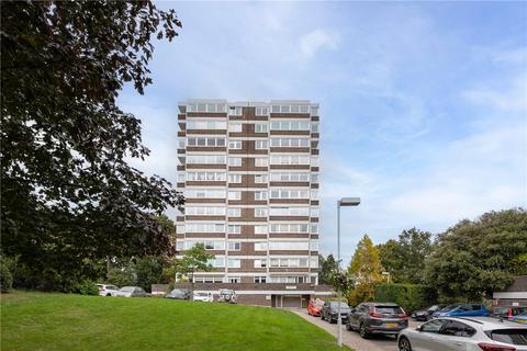 2 bedroom apartment for sale, Somerset Road, London, SW19