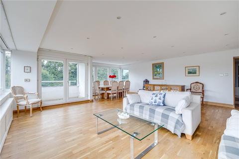 2 bedroom apartment for sale, Somerset Road, London, SW19