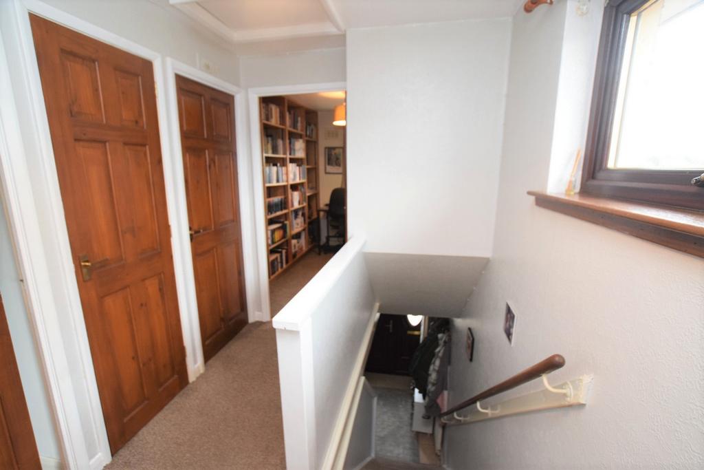 39 Barnton Road, Dumfries, DG1 4 HN - Grieve Griers