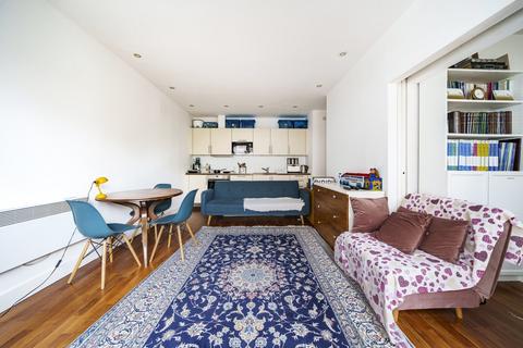 2 bedroom flat for sale, Crouch End Hill, Crouch End, London, N8