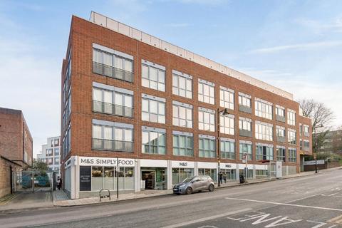 2 bedroom flat for sale, Crouch End Hill, Crouch End, London, N8