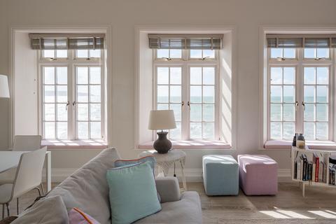 undefined, The White House, Milford on Sea, Hampshire