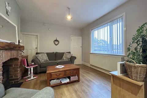 3 bedroom semi-detached house for sale, Comforts Avenue, SCUNTHORPE