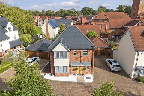 Magnolia Crescent, Great Warley, Brentwood