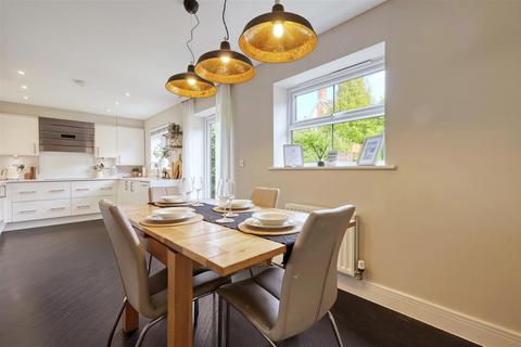 undefined, Magnolia Crescent, Great Warley, Brentwood