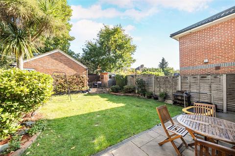 4 bedroom semi-detached house for sale, Hastings Drive, Surbiton KT6