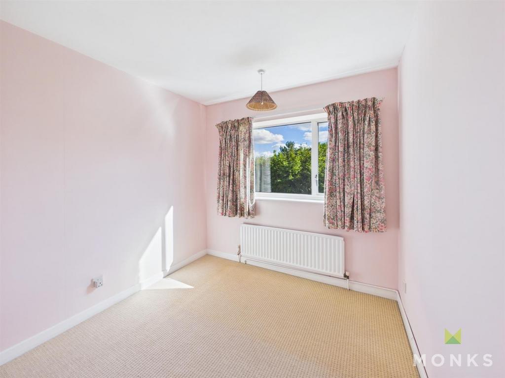 CAM01348 G0-PR0754-STILL021.jpg