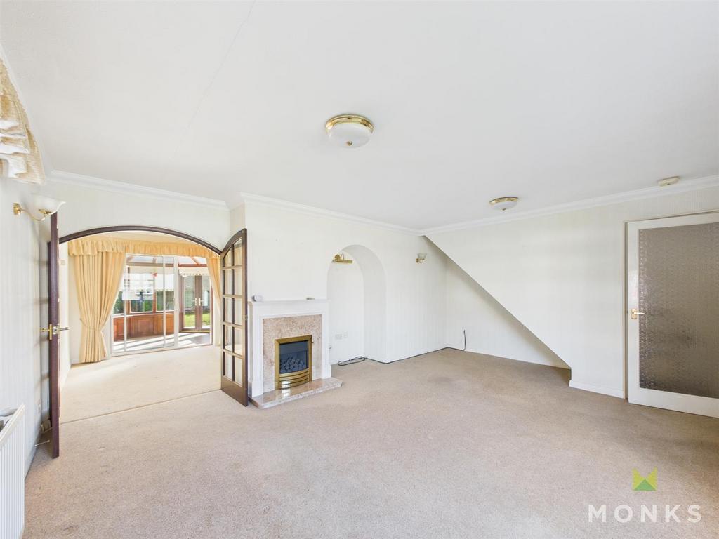 CAM01348 G0-PR0754-STILL001.jpg