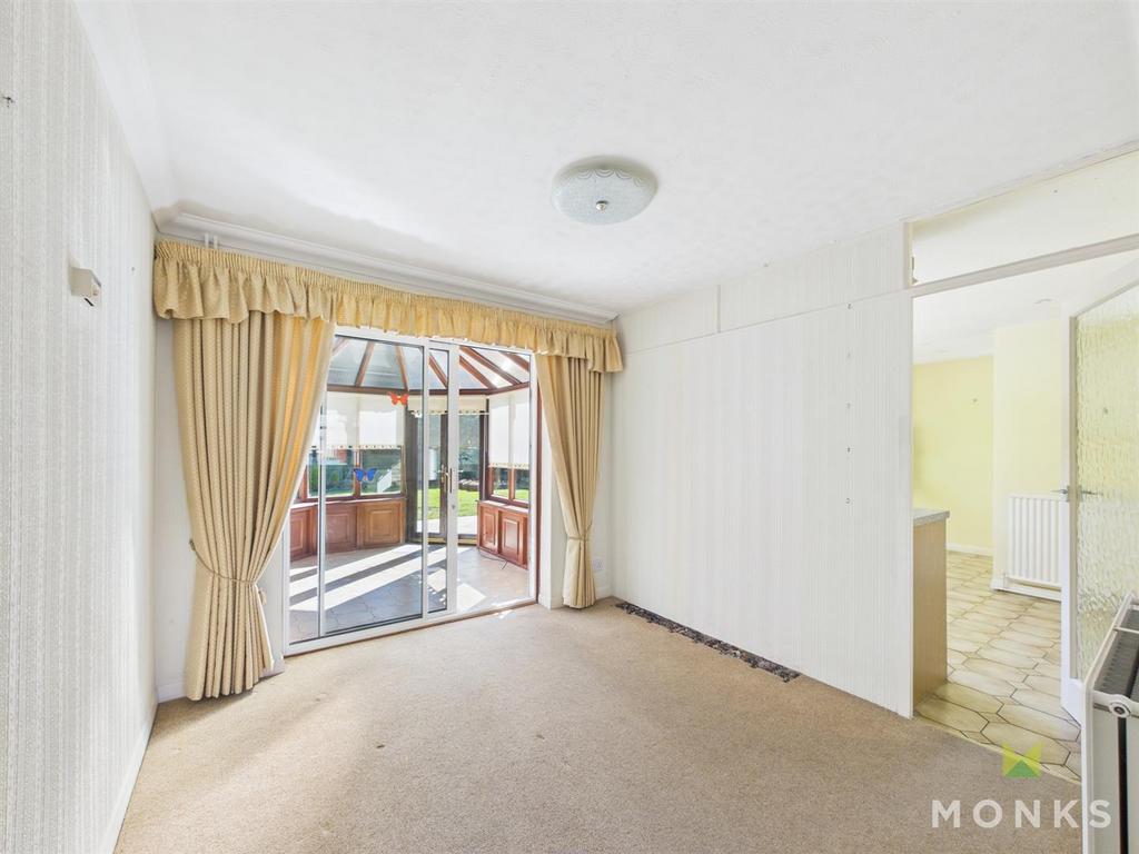 CAM01348 G0-PR0754-STILL004.jpg