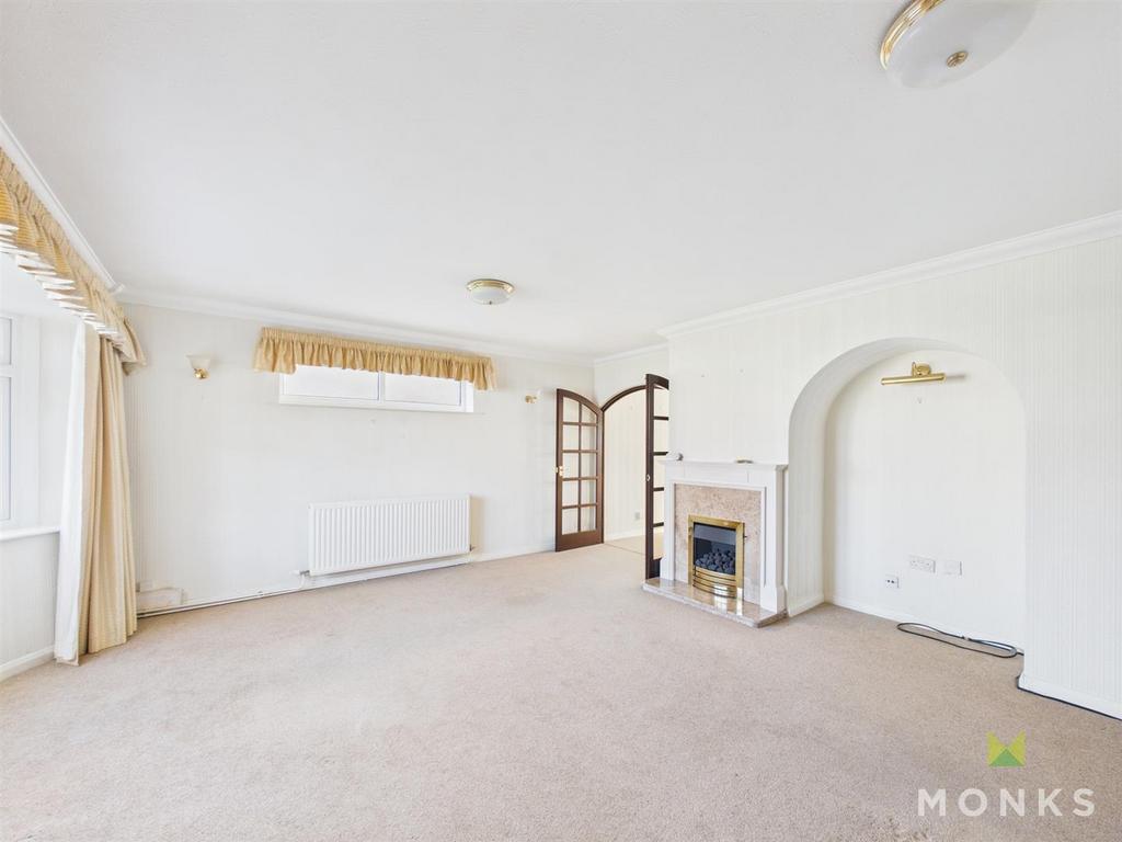 CAM01348 G0-PR0754-STILL002.jpg