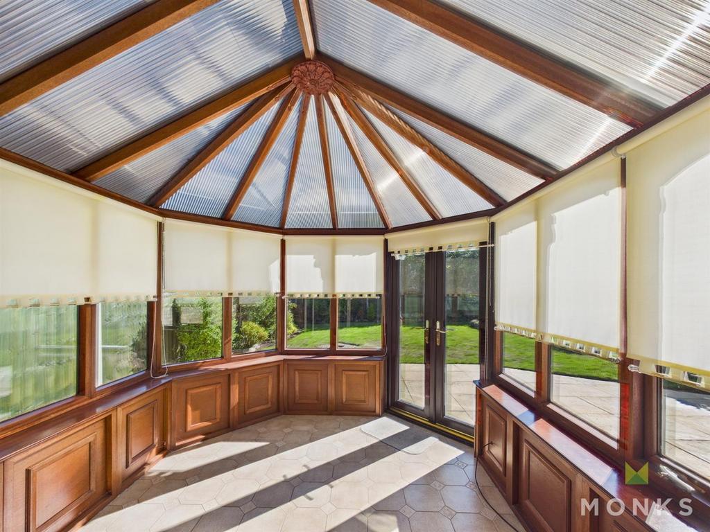 CAM01348 G0-PR0754-STILL007.jpg