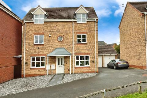 4 bedroom detached house for sale, Saxthorpe Road, Hamilton, LE5