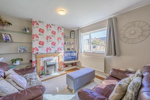 3 bedroom semi-detached house for sale, Mellowdew Road, Stourbridge, DY8 5NQ