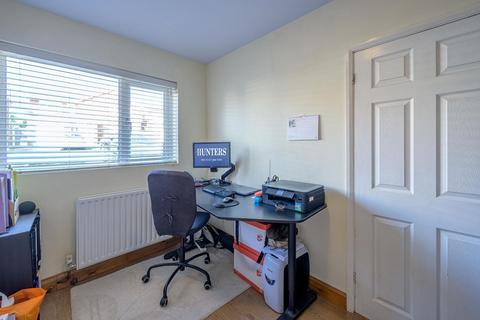 3 bedroom semi-detached house for sale, Mellowdew Road, Stourbridge, DY8 5NQ