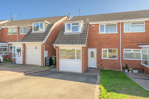 3 bedroom semi-detached house for sale, Mellowdew Road, Stourbridge, DY8 5NQ