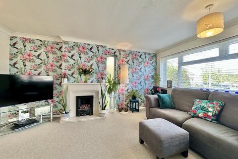 51 Cedar Crescent, North Baddesley, Southampton, SO52 9FU