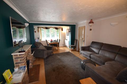 4 bedroom detached house for sale, Galena Close, Chatham