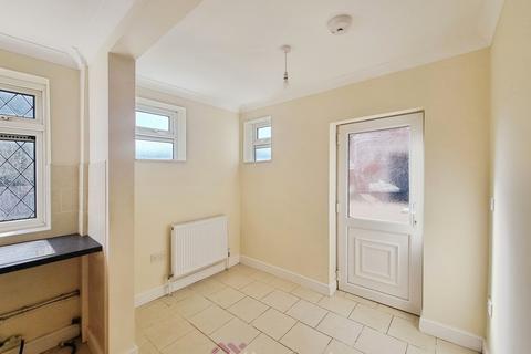 30 Warwick Road, Doncaster, DN2 6PW