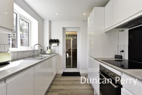3 bedroom detached house for sale, Lawrence Avenue, Ware SG12