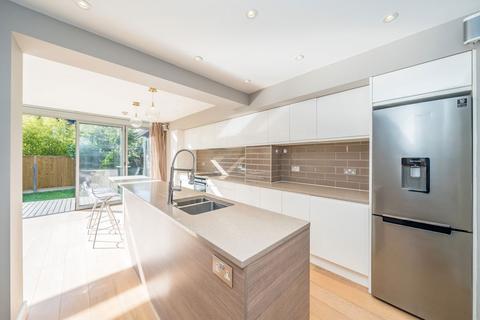 undefined, Grimwood Road, Twickenham TW1
