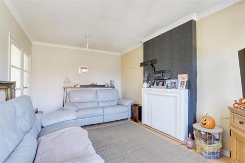 undefined, Milton Court, Sherwood NG5