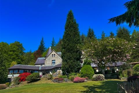 Hospitality for sale, Glenspean Lodge Hotel Roy Bridge PH31 4AW