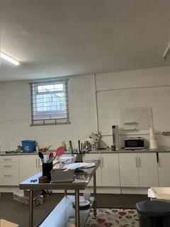 Industrial development to rent, Chearsley Rd Long Crendon HP18 9ER