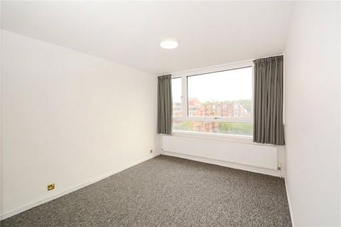 3 bedroom apartment for sale, Tachbrook Street, Pimlico, London, SW1V