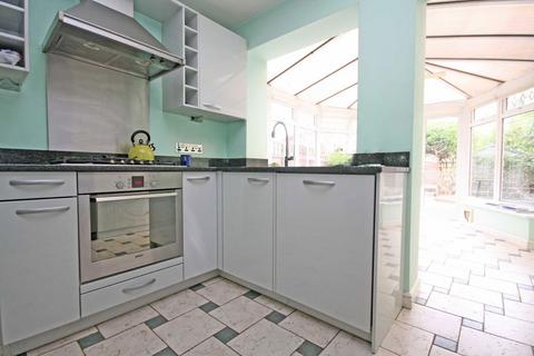 undefined, Glebe Side, Twickenham TW1