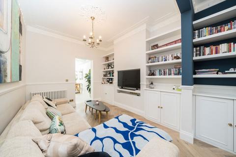 4 bedroom house for sale, Eccles Road, London SW11