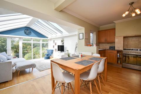 3 bedroom semi-detached house for sale, Sedlescombe Road North, St. Leonards-On-Sea