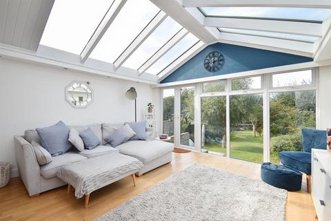 3 bedroom semi-detached house for sale, Sedlescombe Road North, St. Leonards-On-Sea