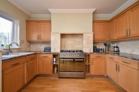 3 bedroom semi-detached house for sale, Sedlescombe Road North, St. Leonards-On-Sea