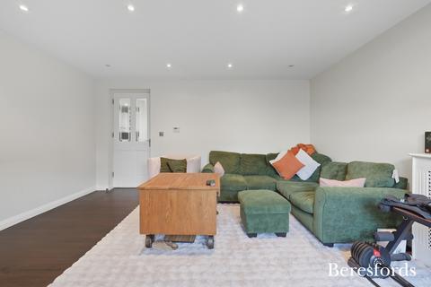 2 bedroom apartment for sale, Willow Road, Dunmow, CM6