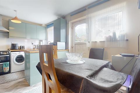 undefined, Bushy Close, Milton Keynes MK3