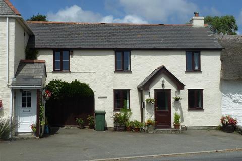 3 bedroom terraced house to rent, Trewithian