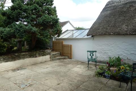 3 bedroom terraced house to rent, Trewithian