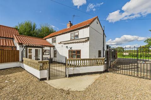 3 bedroom link detached house for sale, South Scarle Lane, Swinderby, Lincoln