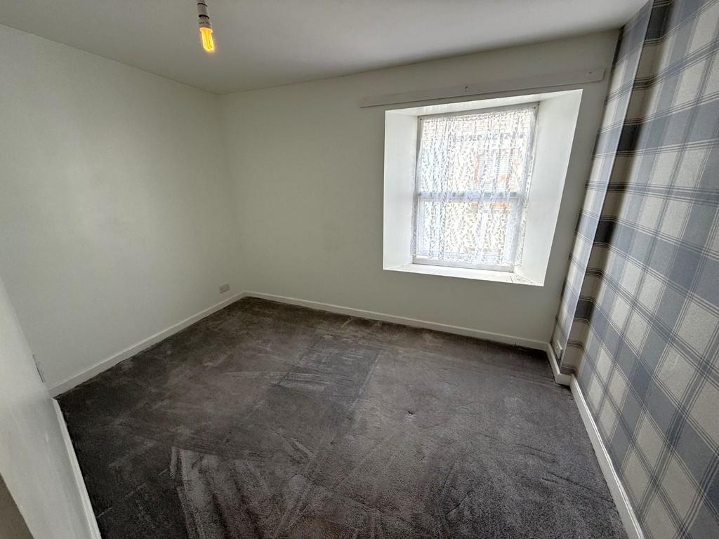 Bedroom One.jpeg