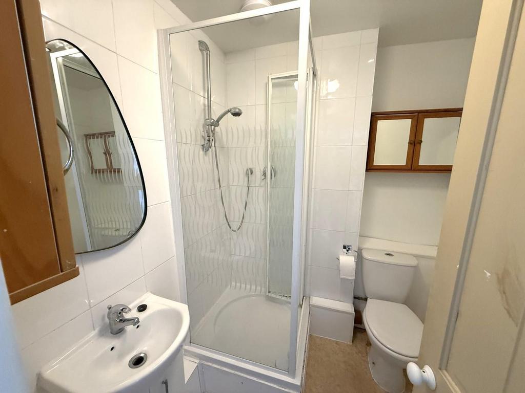 Ensuite.jpeg